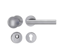 Silhouette product image in perfect product view shows the GRIFFWERK protection rose set LUCIA PROFESSIONAL in the version cylinder cover - stainless steel mat - 